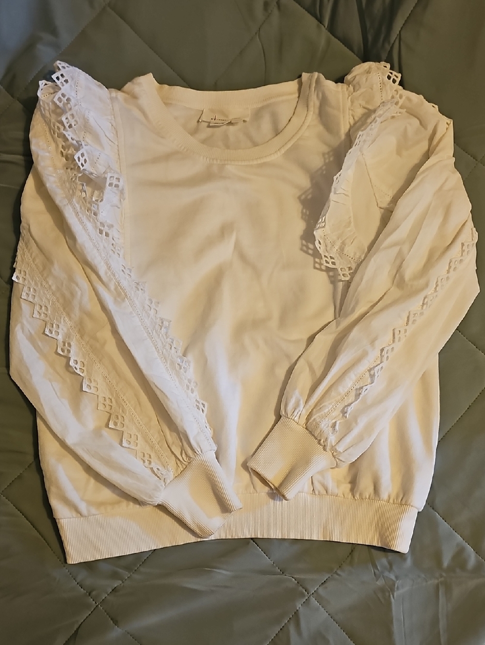 💜 Anthropologie Cream Ribbed-Neck Pullover 💜